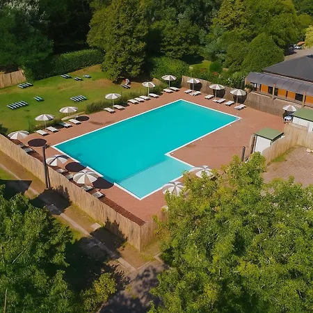 Szálloda Hotiday Arena 3*