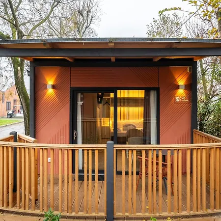 Hotiday Arena Szálloda