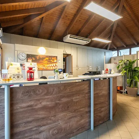 Hotiday Arena Szálloda Bologna