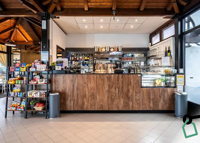 ホテル Hotiday Arena ボローニャ